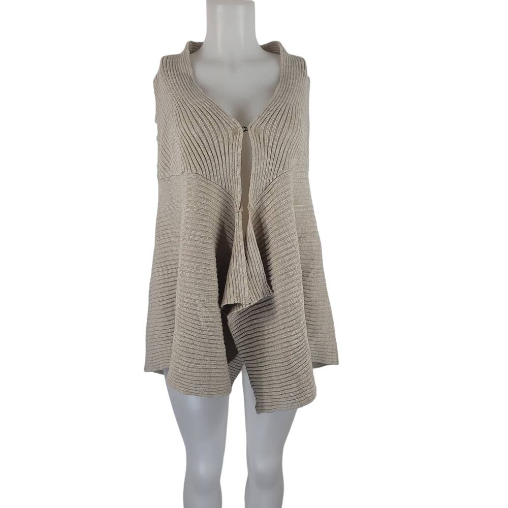 Free People Beige Women Crochet Back Shawl Poncho Clip Close OS